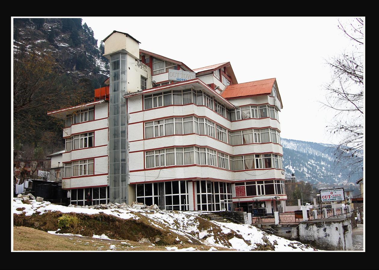 Hotel Out Town Manāli Kültér fotó