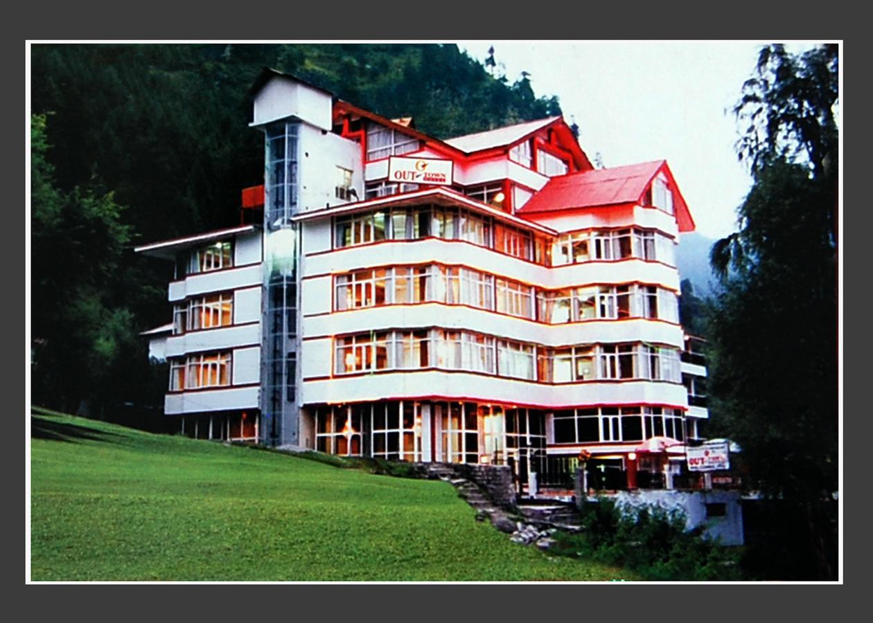 Hotel Out Town Manāli Kültér fotó